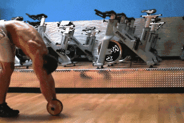 腹肌撕裂者进阶训练_健腹轮练腹肌_腹肌轮几个轮的好