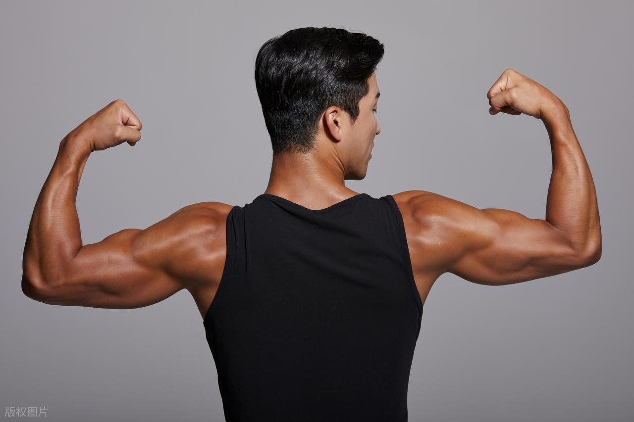 单一模式运动损伤_力量训练后肌肉疼_跑步腰痛