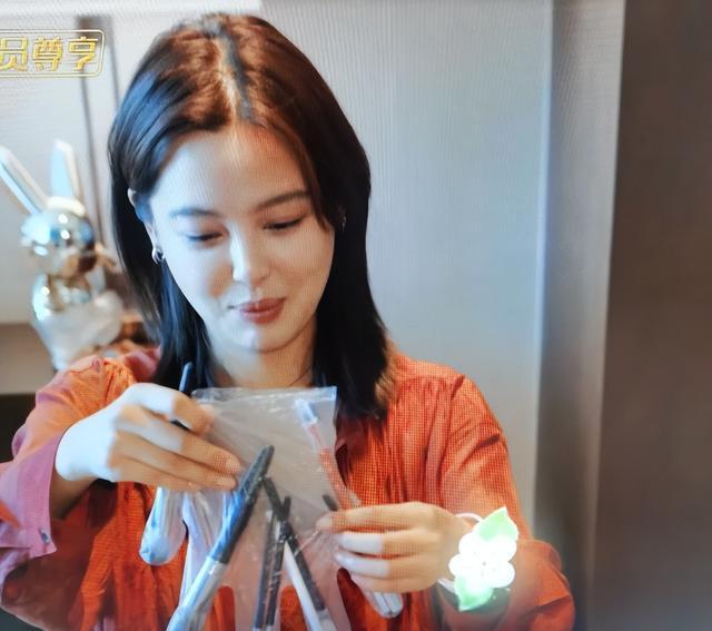 健身手套耐磨 知乎_手套新用途_DIY手套创意