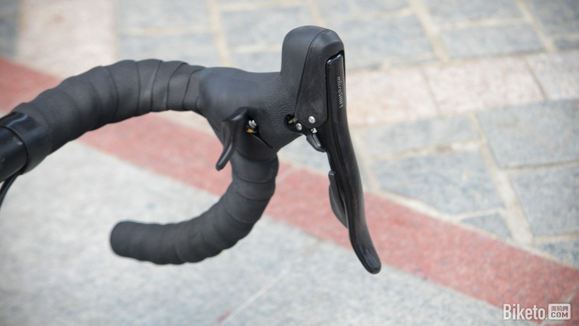 价格_迪卡侬健身自行车_迪卡侬Triban RC120 Disc碟刹公路整车 评价