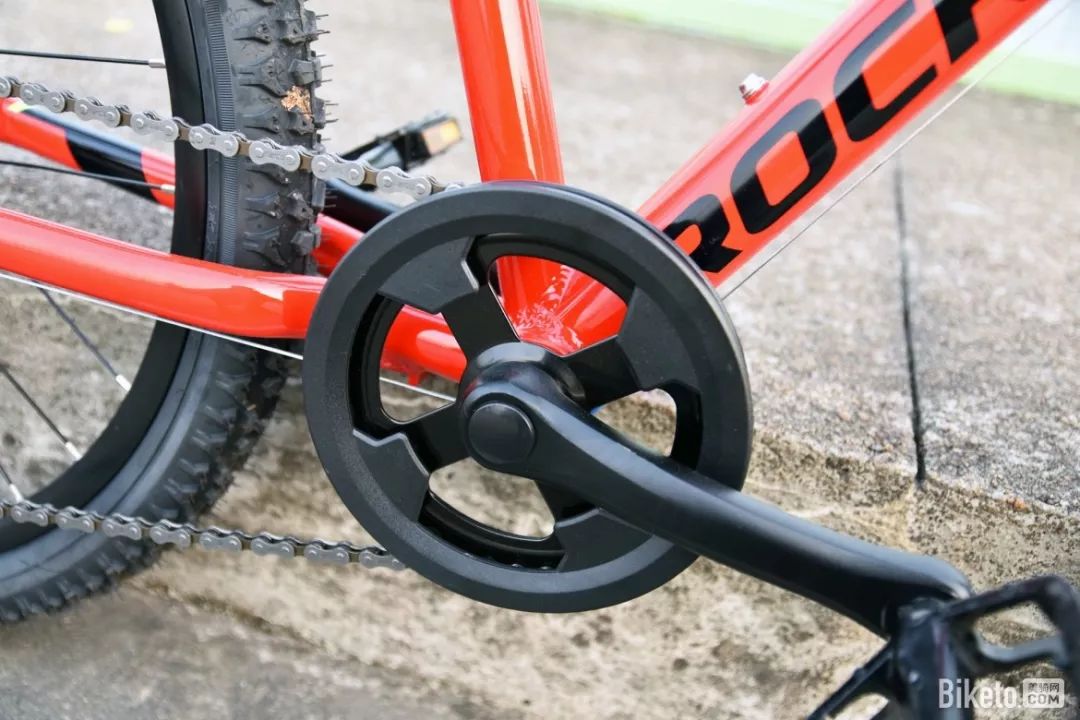 迪卡侬健身自行车_迪卡侬ROCKRIDER ST900 24寸山地车_ROCKRIDER ST900 SPORT TRAIL测评