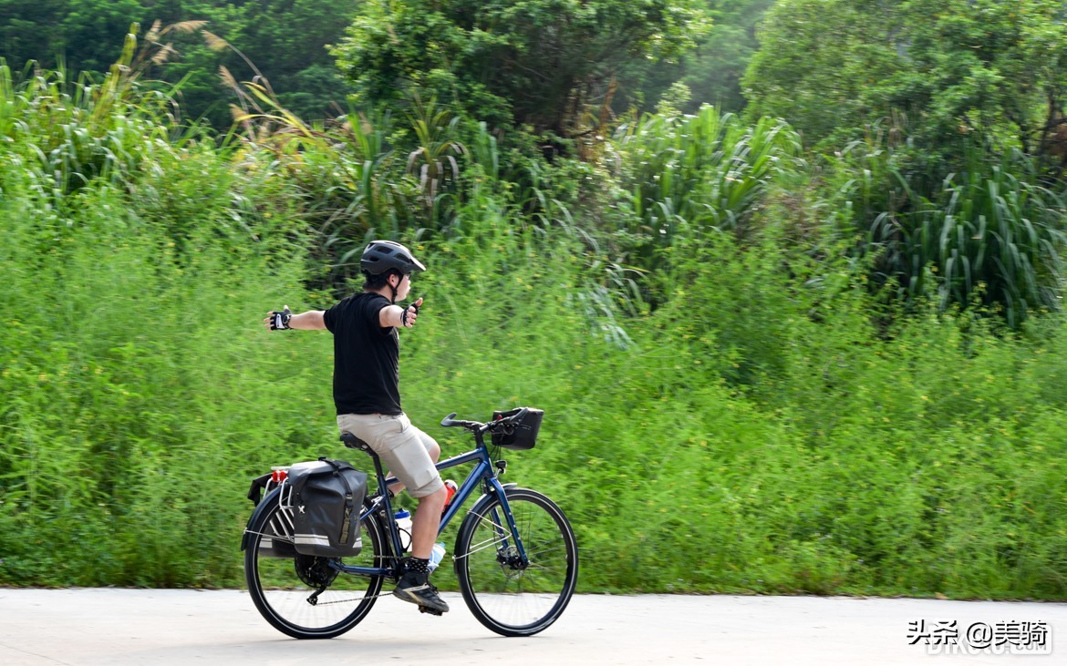 迪卡侬健身自行车_迪卡侬 Riverside 旅行车推荐_Riverside Touring 520 长途旅行自行车