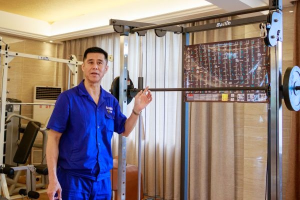 101多功能综合训练器研发历程_多功能综合训练器_武汉百利恒多功能综合训练器