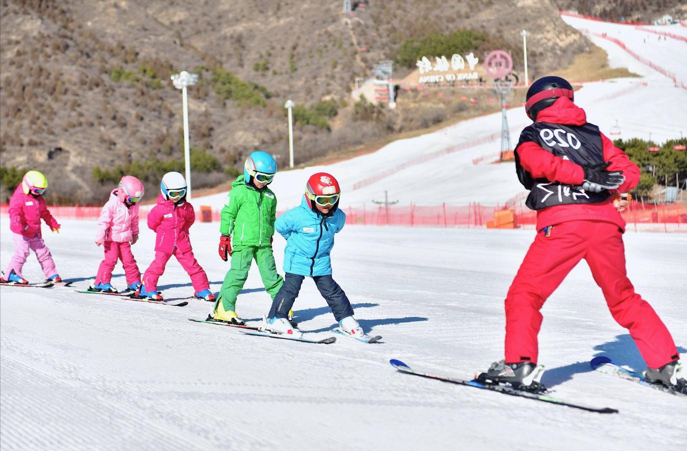 科学锻炼增强体质_冬季儿童户外运动_冬季学生体育锻炼的重要性