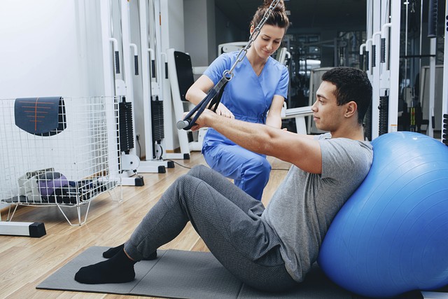 康强综合训练器_丹东商用健身器材推荐_康强健身器材丹东