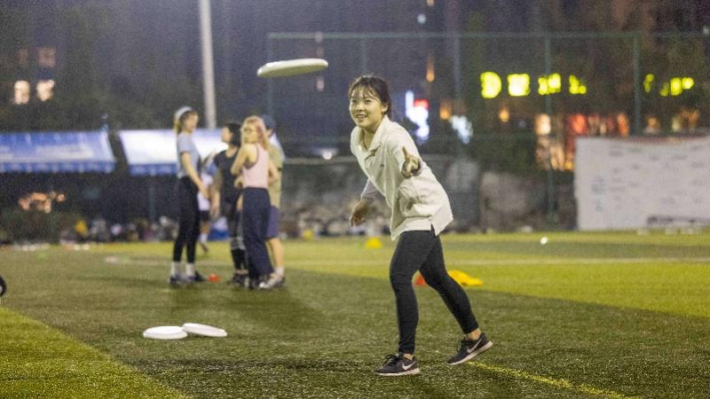 迪卡侬在小红书的崛起_迪卡侬女性化转型策略_迪卡侬健身俱乐部