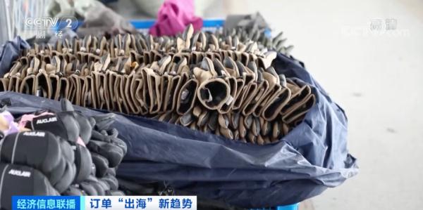 滑雪手套出口欧洲_中国手套之乡出口增长_专业健身手套