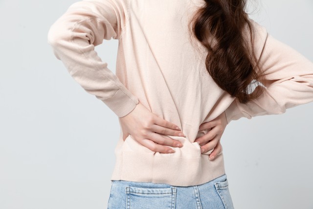 腰椎间盘突出不能弯腰_腰间盘突出 久坐不动 错误姿势