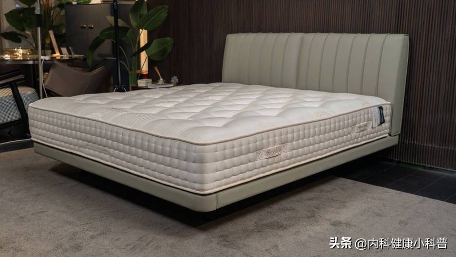 腰椎间盘突出 避免动作 康复锻炼_腰椎间盘突出不能弯腰