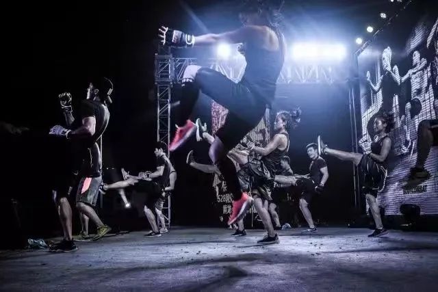 乐刻健身模式_健身平权模式_200不到的深蹲架能用吗