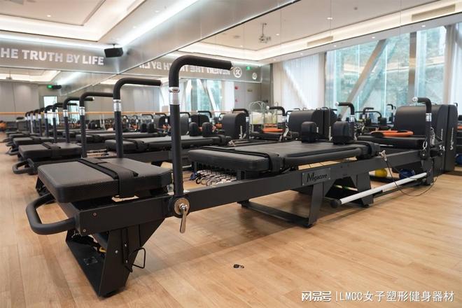 超模机训练特点_综合训练器使用方法_超模机使用方法