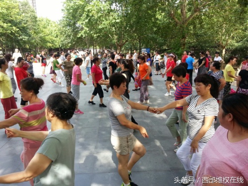 水兵舞二套歌曲_西安水兵舞教程_西安广场舞