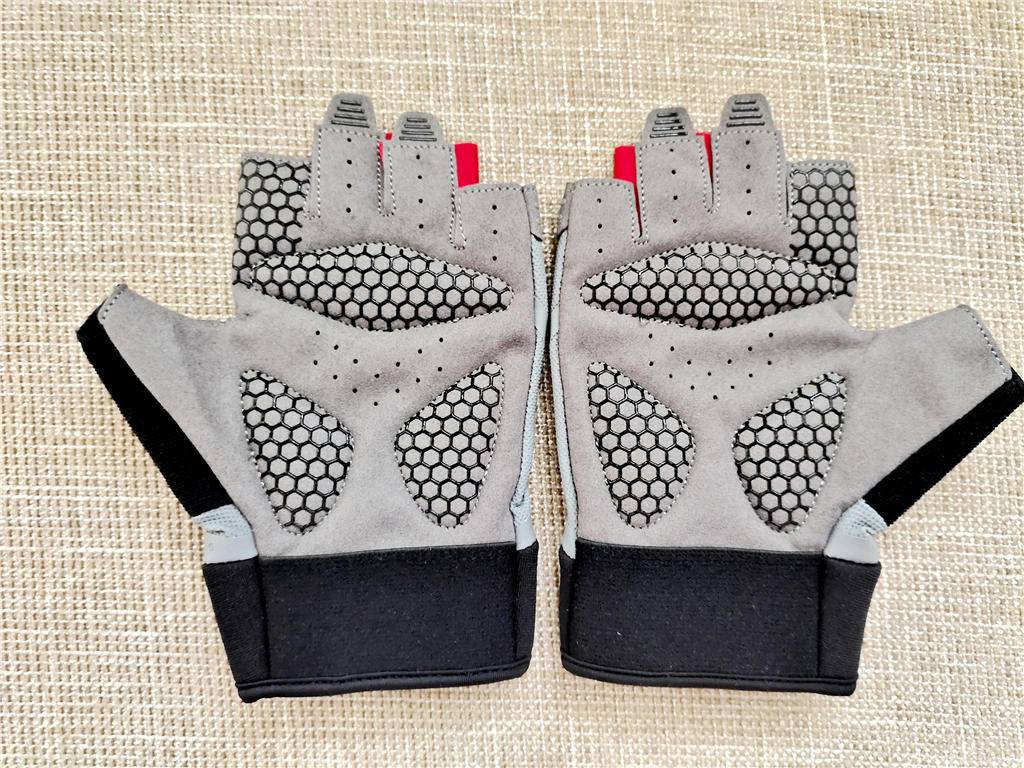 迈克达威半指手套_骑行运动手套_健身手套需要护腕吗