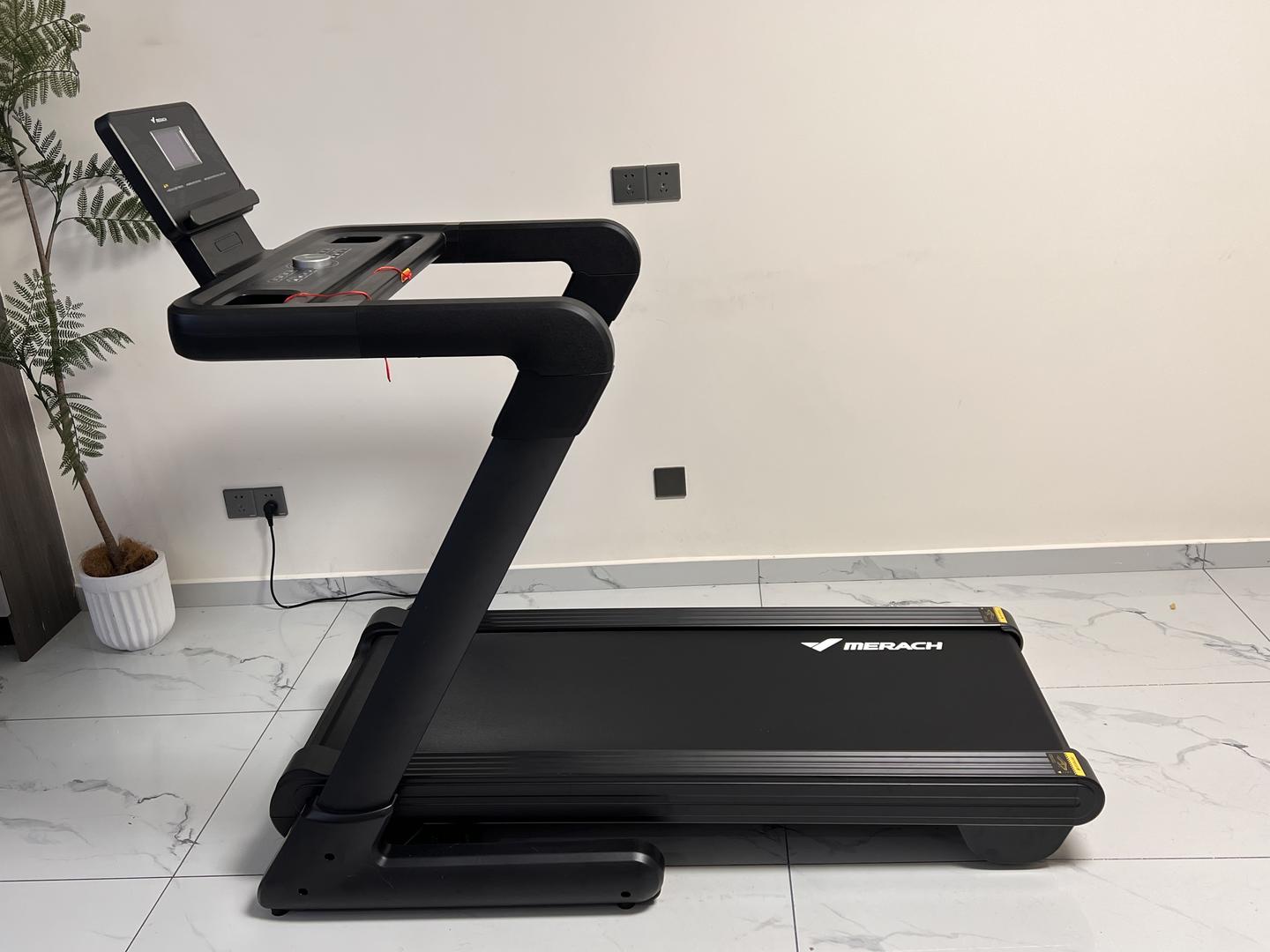 大坡度跑步机选购指南_易跑M5 Pro评测_什么牌子跑步机好