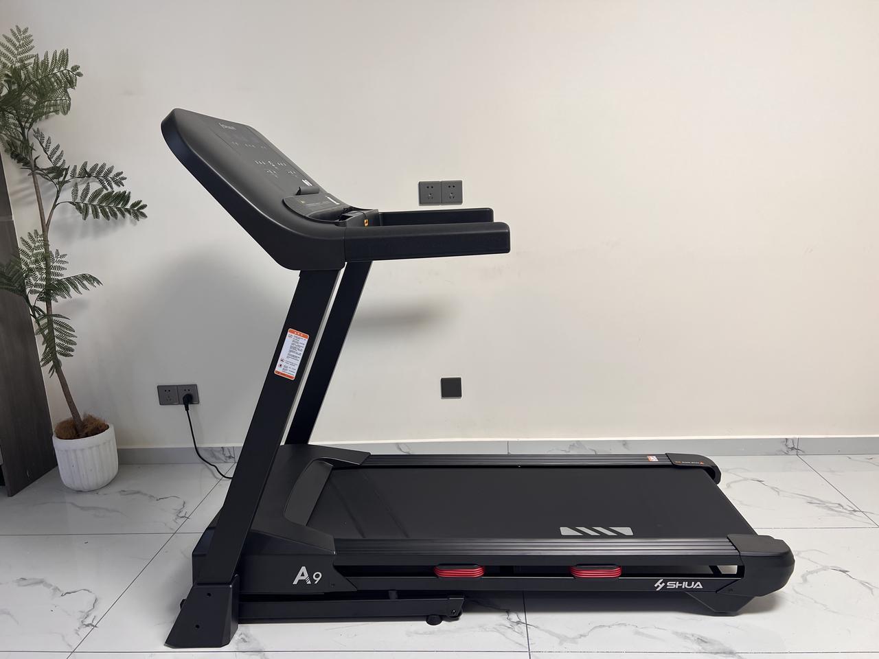 什么牌子跑步机好_大坡度跑步机选购指南_易跑M5 Pro评测