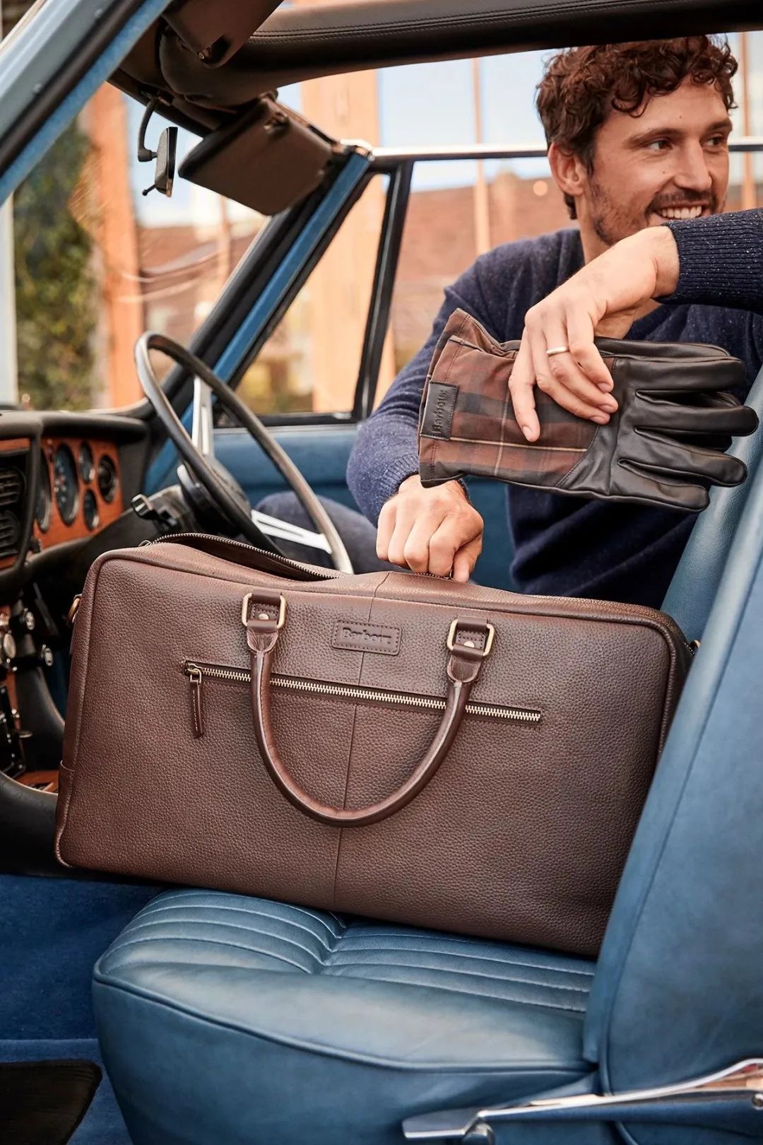 健身专用手套_保暖与设计平衡的手套推荐_冬天手套材质选择